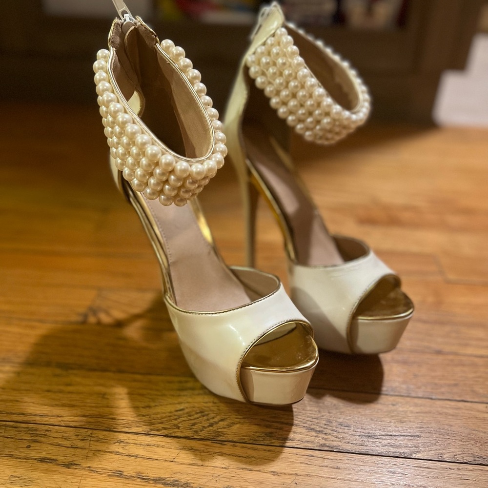 White Pearl platform Heels